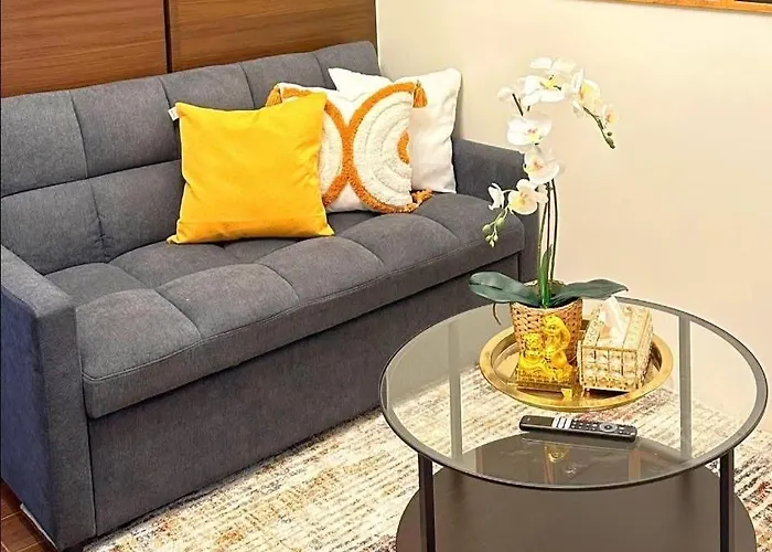 La Casa Air At Smdc Air Residences, Ayala Makati Near Shopping Malls And Makati Medical Center