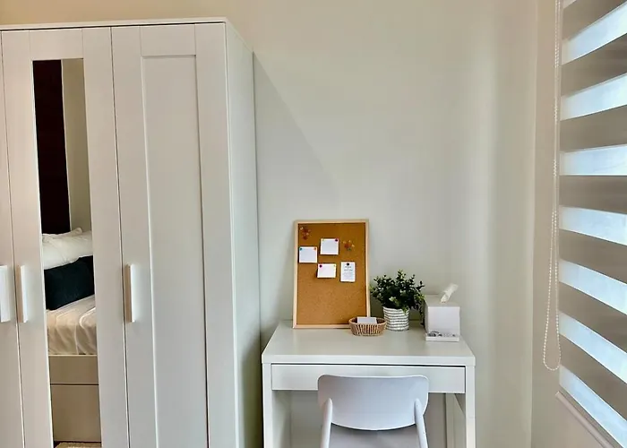 La Casa Air At Smdc Air Residences, Ayala Makati Near Shopping Malls And Makati Medical Center Apartment Manila